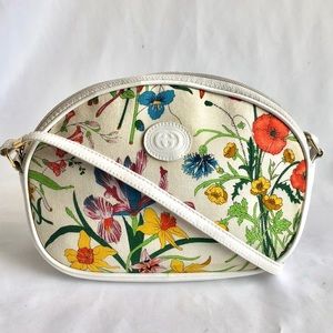 ❌SOLD❌Gucci Vintage Flora insect Crossbody Bag